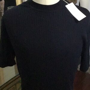 Sunspel navy T-shirt